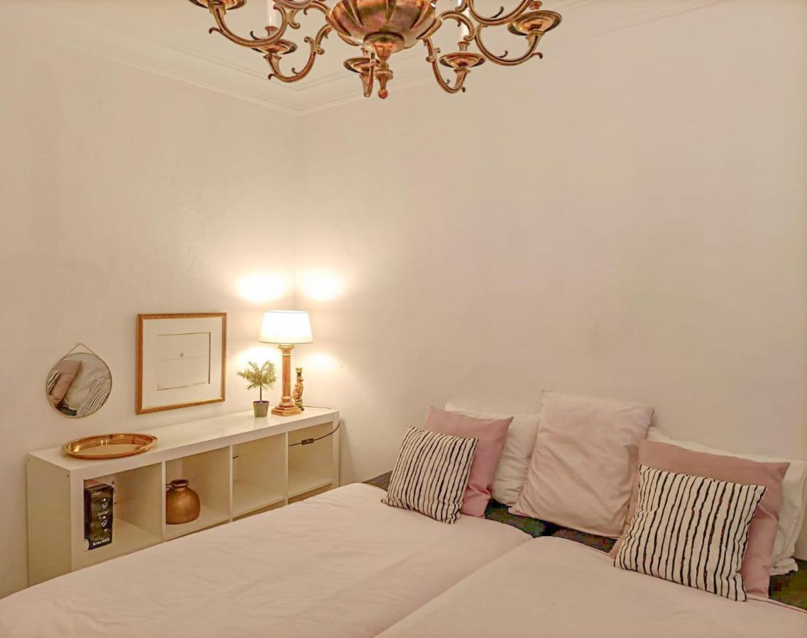 New! Beautiful City Apartment Σανταντέρ Εξωτερικό φωτογραφία